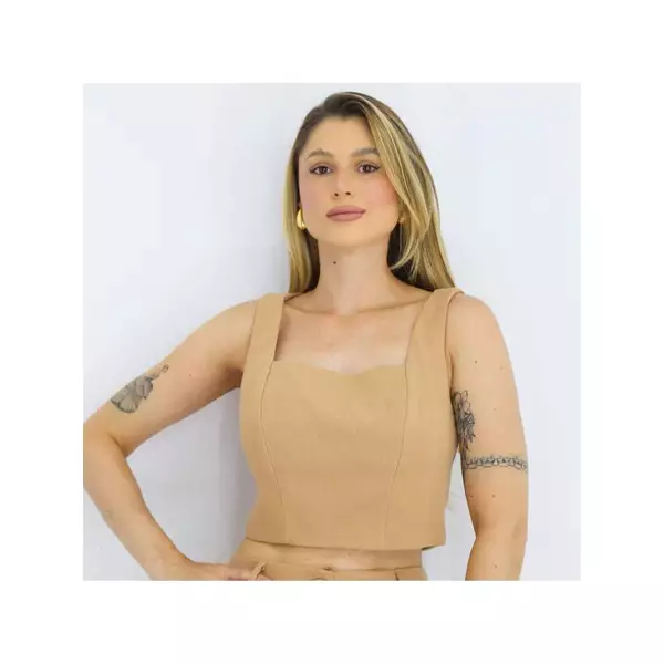 Top cropped de linho com decote coração